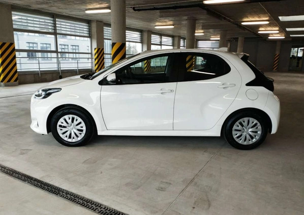 Toyota Yaris cena 94900 przebieg: 169, rok produkcji 2023 z Poznań małe 232